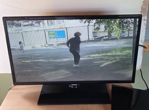 Samsung ue32f5000akxxu - samsung,